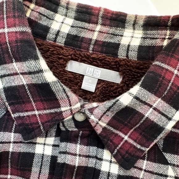 UNIQLO Sherpa Lined Plaid Flannel Long Sleeve Shirt Men's Size Medium Y2k Fleece - Picture 4 of 15